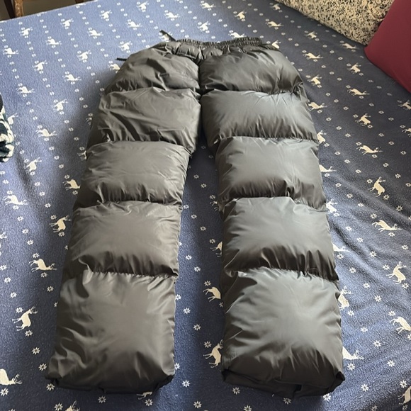 Man Puffer Pants - Picture 3 of 7